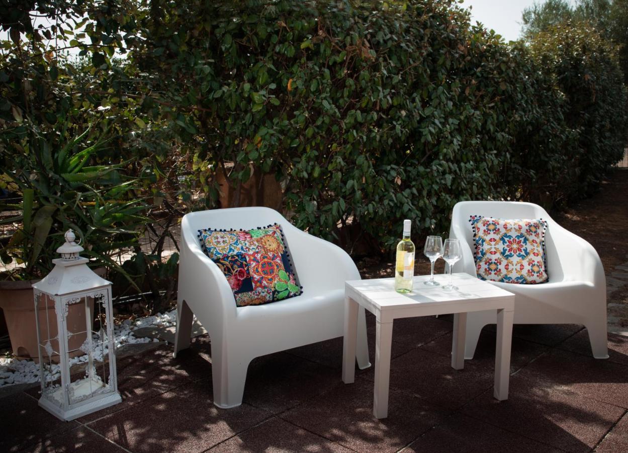 Homey Experience - Jardin Du Port Olbia Esterno foto